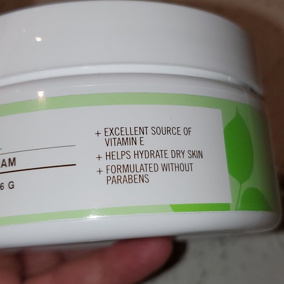 MARULA OIL MOISTURE CREAM 226 G - Picture 3 of 3